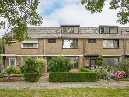 Tussenwoning te koop: Bachlaan 18, Ter Weijde Componistenbuurt Culemborg