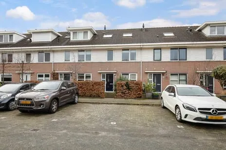 Tussenwoning te koop: Bachlaan 51, Nieuw-Vennep Getsewoud Zuid Nieuw-Vennep