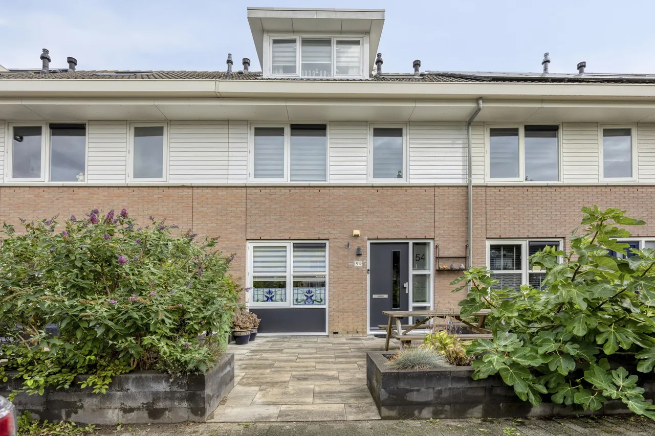 Tussenwoning te koop: Bachlaan 54, Nieuw-Vennep