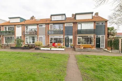 Tussenwoning te koop: Bachlaan 68, Culemborg