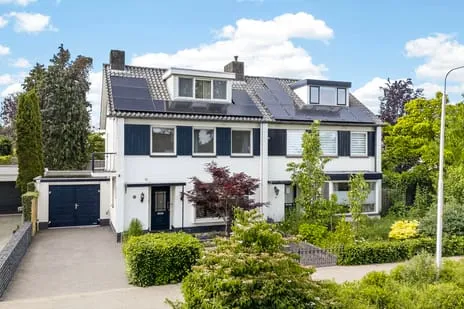 Tussenwoning te koop: Bachstraat 40, Steding Elst (Ge)