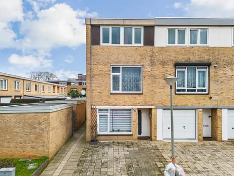 Hoekwoning te koop: Bachstraat 48, Componistenbuurt Roermond