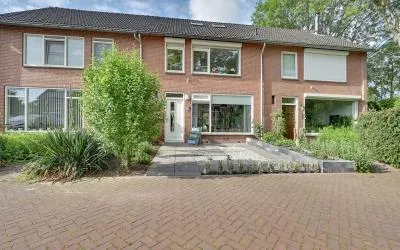 Terraced house for sale: Bachstraat 93, Zonnemaat Zevenaar