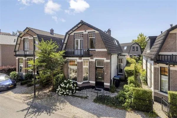 Detached house for sale: Badhuisweg 99, Sprengenweg-Noord Apeldoorn