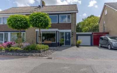 Tussenwoning te koop: Badlaan 16, Surhuisterveen Surhuisterveen