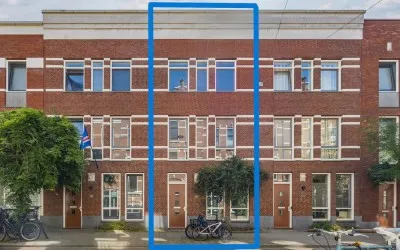 Terraced house for sale: Bajonetstraat 50, Oude Westen Rotterdam