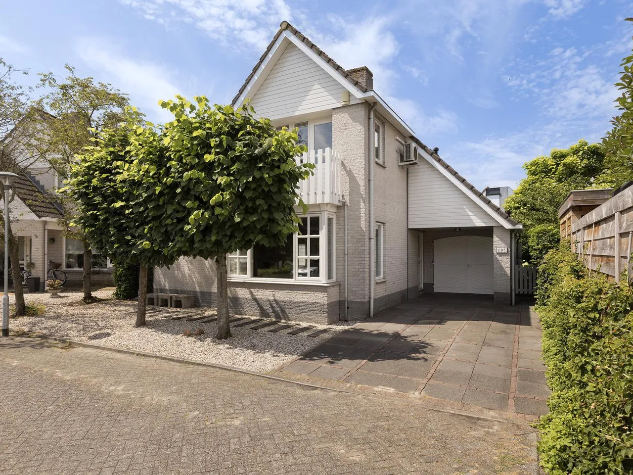 Vrijstaande woning te koop: Bakema-erf 105, Dordrecht
