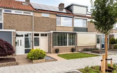 Tussenwoning te koop: Bakhuizen van den Brinklaan 10, Prinsejagt Eindhoven