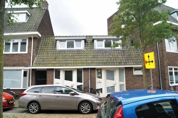 Tussenwoning te huur: Bakhuizen van den Brinkstraat 18A, Nieuw Engeland, Th. a. Kempisplantsoen en omgeving Utrecht