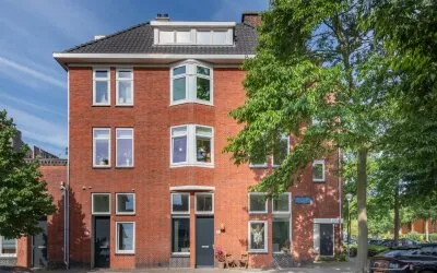 Apartment for sale: Bakhuizen van den Brinkstraat 2A, Potgieterbuurt Haarlem