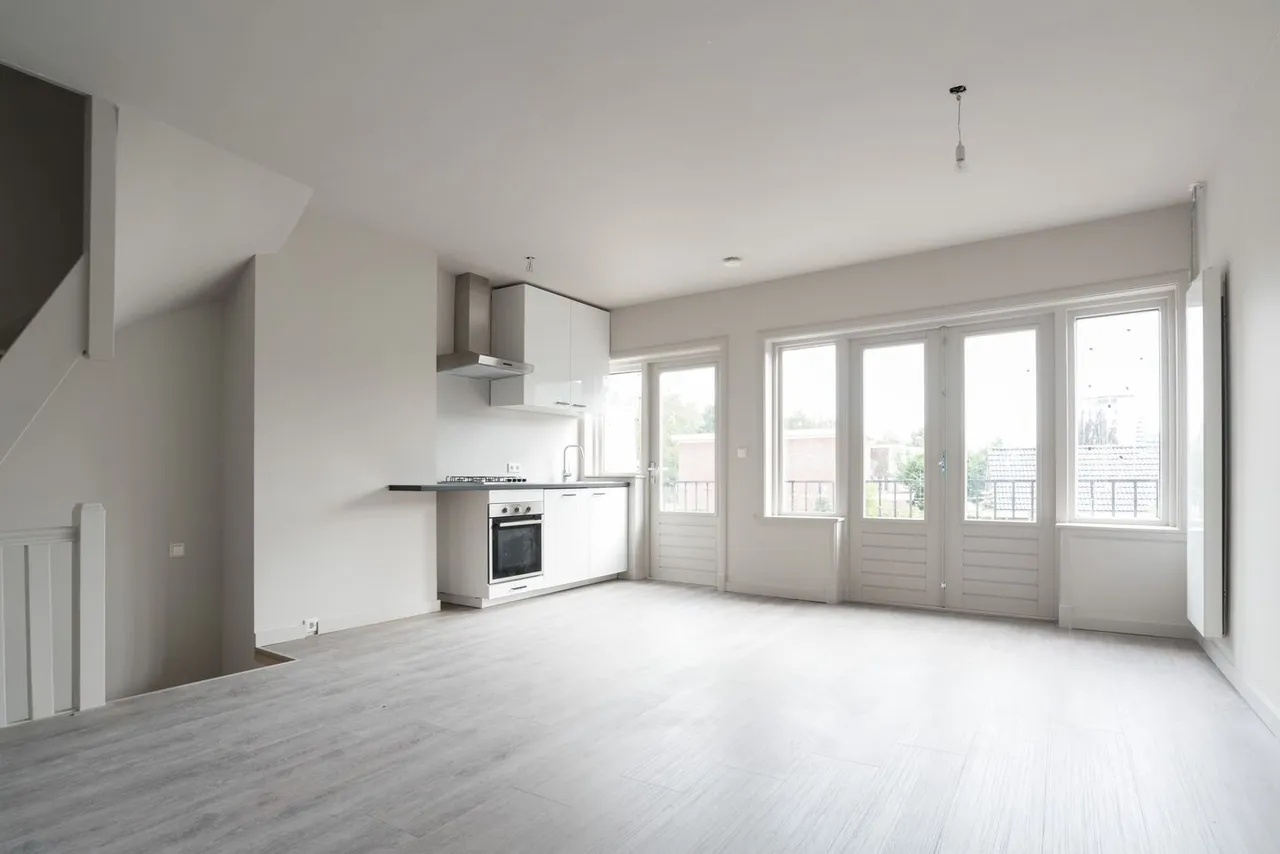 Hoekwoning te huur: Bakhuizen van den Brinkstraat 3, Haarlem