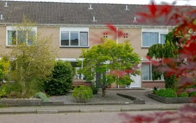 Tussenwoning te koop: Bakkerstraat 30, Roden Roden