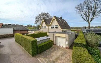 Twee-onder-één-kap te koop: Bakkerstraat 4A, Garderen Garderen