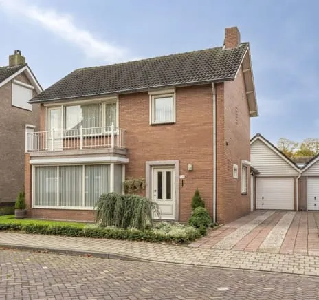 Vrijstaande woning te koop: Bakkerstraat 7, Reusel Reusel