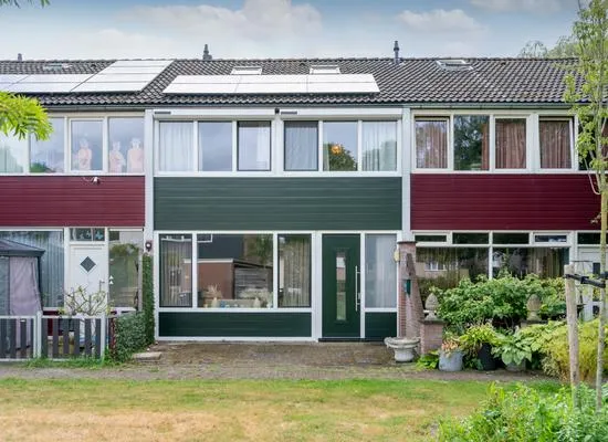 Tussenwoning te koop: Balingerbrink 135, Bargeres Emmen