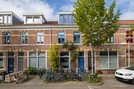 Tussenwoning te koop: Balistraat 19, Lombok-Oost Utrecht