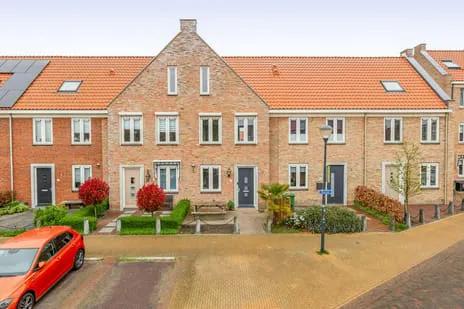 Tussenwoning te koop: Baljuw 17, Brielle