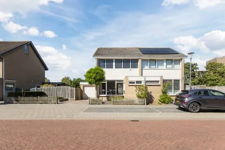 Twee-onder-één-kap te koop: Balsebaan 137, Gageldonk-West Bergen Op Zoom