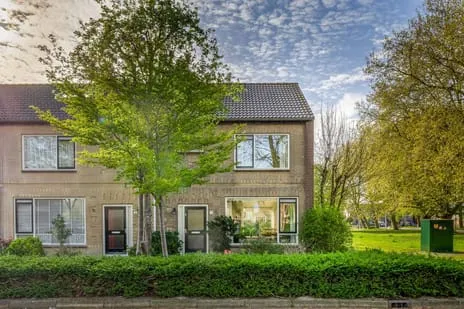 Hoekwoning te koop: Banda Neira 2, Molukkenbuurt Capelle Aan Den Ijssel