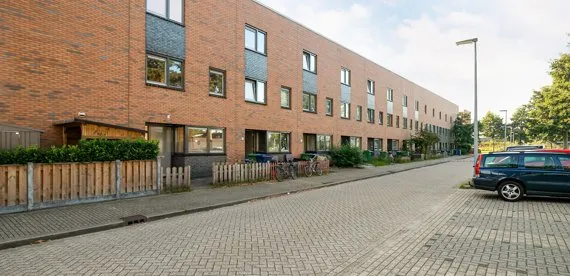 Hoekwoning te huur: Bandoengplantsoen 29, Indische Buurt West Almere