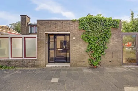 Tussenwoning te koop: Banjopad 7, Vogelenzang-Noord Spijkenisse