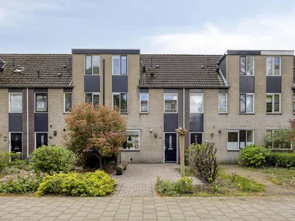 Tussenwoning te koop: Bankastraat 149, Dordrecht