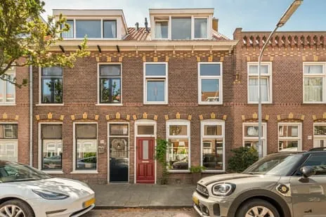 Tussenwoning te koop: Bankastraat 34, Soendabuurt Haarlem