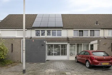 Tussenwoning te koop: Barendrechtstraat 34, Gesworen Hoek West Tilburg