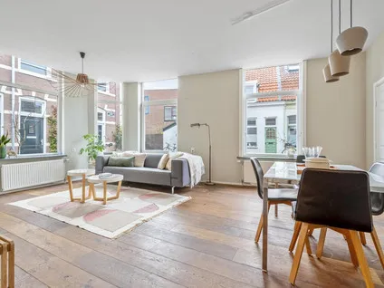 Twee-onder-één-kap te koop: Barendsestraat 2, Rozenprieel-noord Haarlem