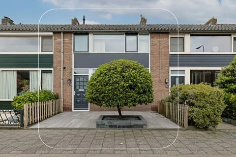 Tussenwoning te koop: Barentszstraat 23, Zeeheldenbuurt Alphen Aan Den Rijn
