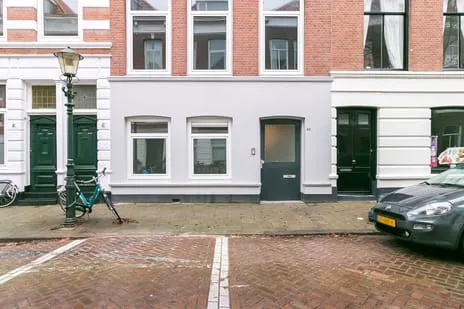 Huurwoning: Barentszstraat 44 in Haag - €2.075 per maand - 63m²