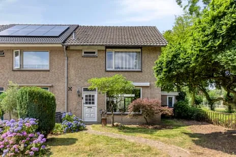 Hoekwoning te koop: Baritonstraat 61, Eeuwsels Helmond