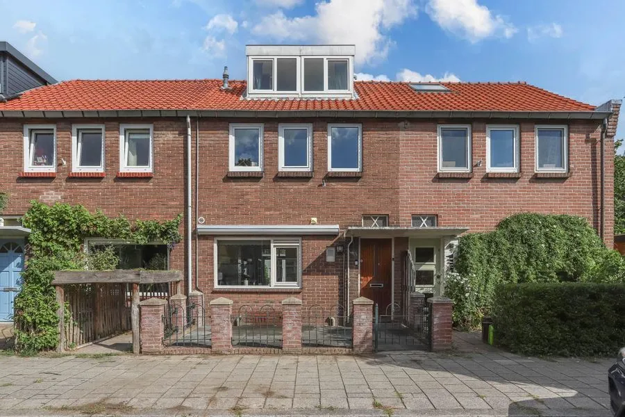 Tussenwoning te koop: Barkasstraat 3, Utrecht