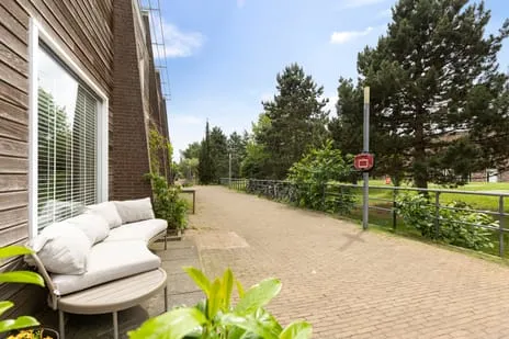 Tussenwoning te koop: Barkmolenstraat 225, De Meeuwen Groningen