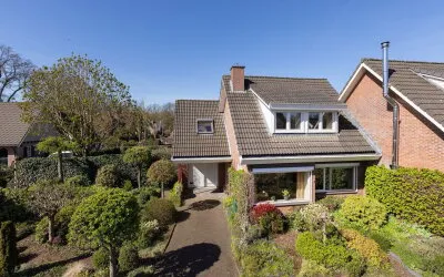 Twee-onder-één-kap te koop: Barmentloo 26, De Kamp-Spilbroek Neede