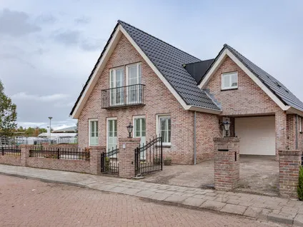 Vrijstaande woning te koop: Barnsteen 28, Hoogwoud