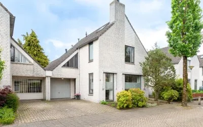 Twee-onder-één-kap te koop: Barnsteen 8, Blixembosch-West Eindhoven