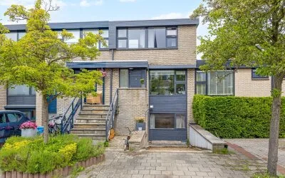 Tussenwoning te koop: Baronielaan 10, Dorp Wassenaar Wassenaar