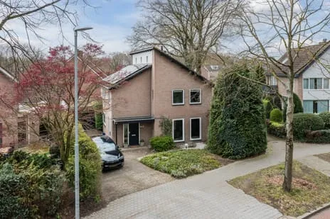 Twee-onder-één-kap te koop: Baronielaan 15, Vennen Goirle