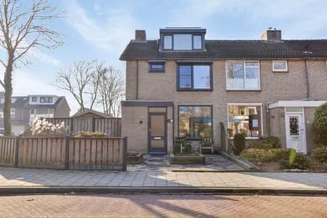 Hoekwoning te koop: Baroniestraat 1, Huijbergen Huijbergen