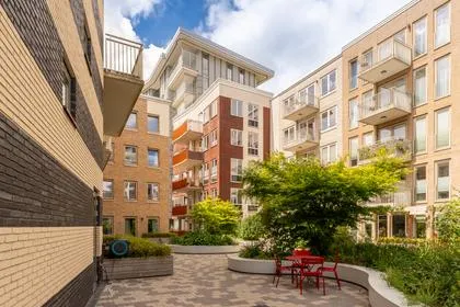 Appartement te koop: Bart van der Leckhof 66, Holland Park Diemen