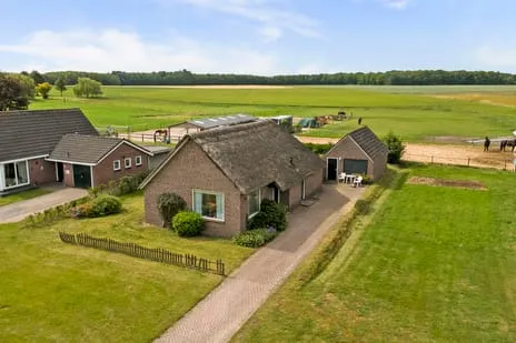 Vrijstaande woning te koop: Bartelaar 8, Annen Annen