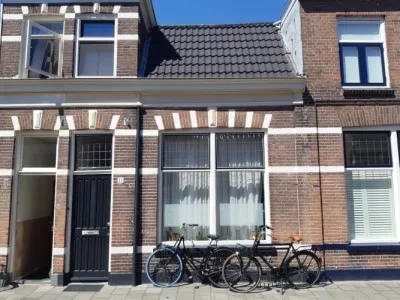 Tussenwoning te koop: Bartjensstraat 11, Zwolle