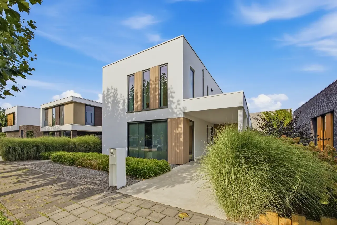 Vrijstaande woning te koop: Bartoklaan 2A, Raamsdonksveer