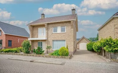 Vrijstaande woning te koop: Bartokstraat 7, St. Willebrord