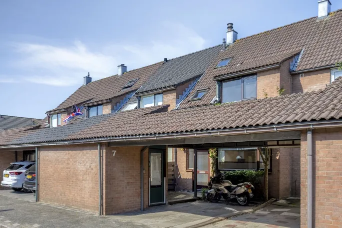 Tussenwoning te koop: Bas de Blokrede 7, Redebuurt Capelle Aan Den Ijssel