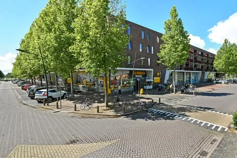 Apartment for sale: Basilica 53, Westeraam, Centrale zone Elst (Ge)