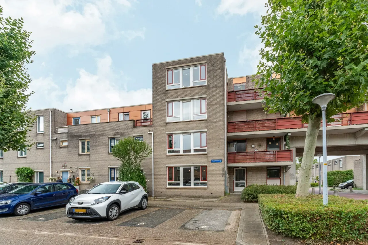 Appartement te koop: Basilicumweg 148, Almere