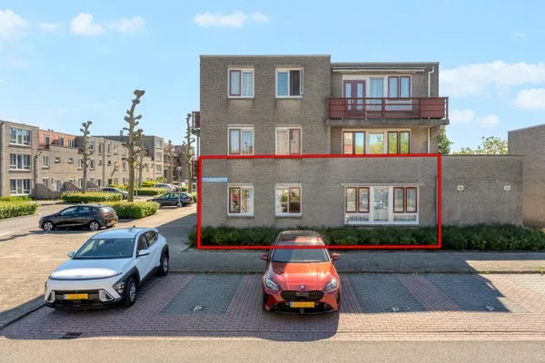 Apartment for sale: Basilicumweg 165, Kruidenwijk Midden-oost Almere