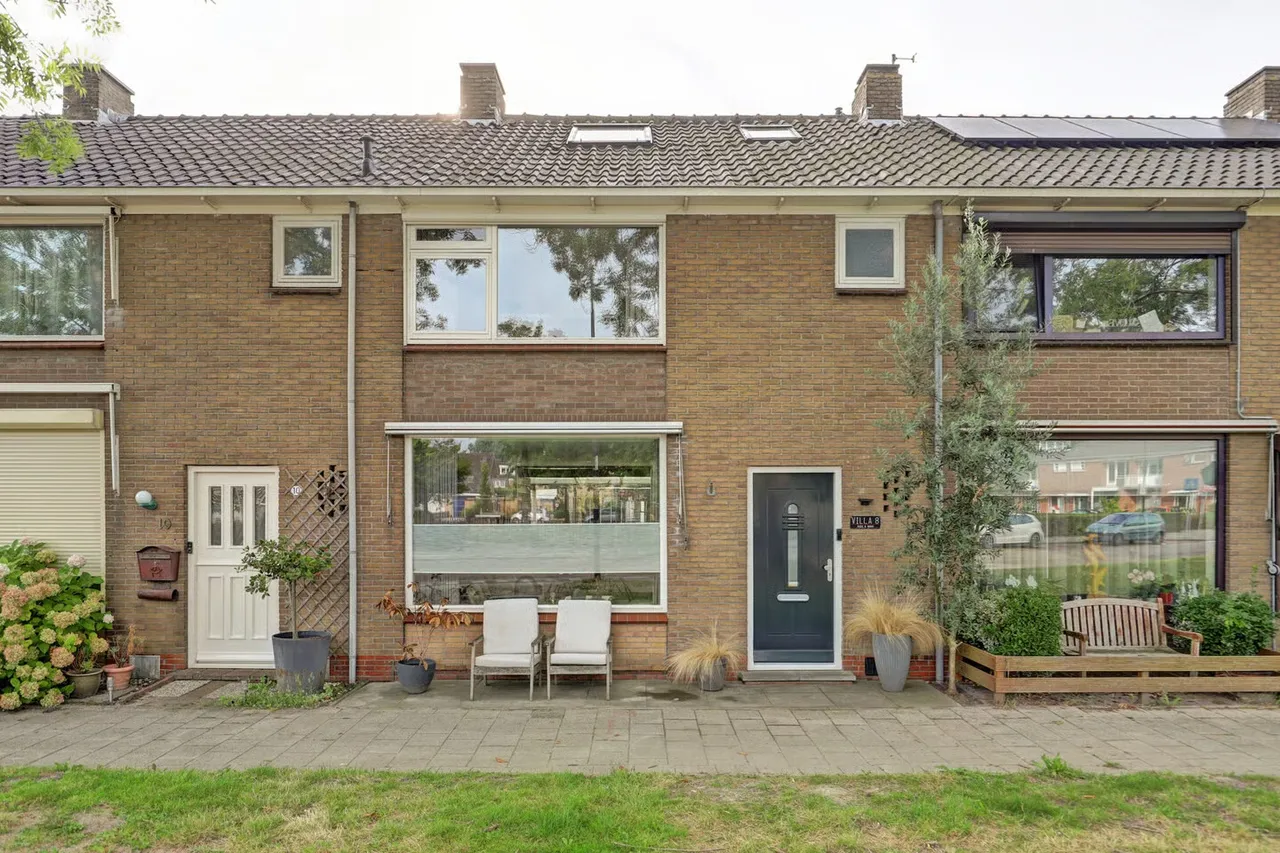 Tussenwoning te koop: Basiusstraat 8, Heerhugowaard